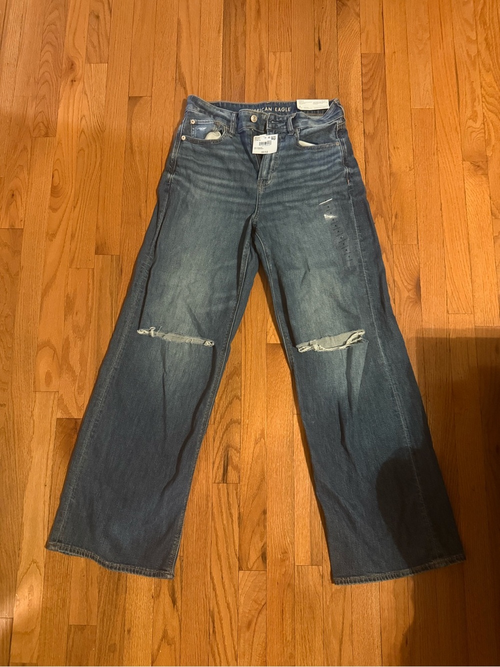 American Eagle Outfitters Medium Blue Wide-Leg Distressed Jeans